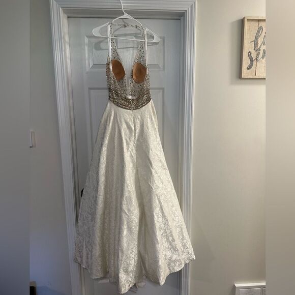 Mori Lee by Madeline Gardner Dress Prom Bridal Wedding size 4 - Picture 5 of 11